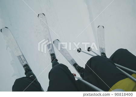 foot, gait, underfoot 90818400