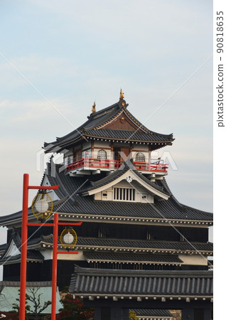 "Kiyosu Castle" seen from the Otebashi side (Ichiba, Kiyosu City, Aichi Prefecture) 90818635