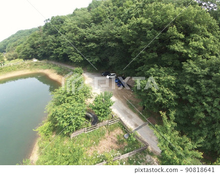 "Forest / Lakeside" taken from the sky with a drone (Yorii Town, Saitama Prefecture) "Forest / Lakeside" taken from the sky with a drone (Yorii Town, Saitama Prefecture) 90818641