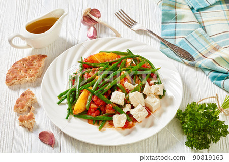 fasolakia, green beans, tomatoes and potatoes stew 90819163