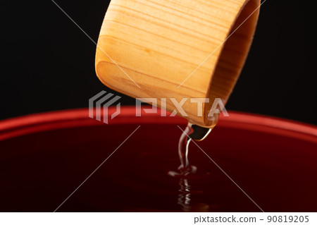 Vinegar image Vinegar image 90819205