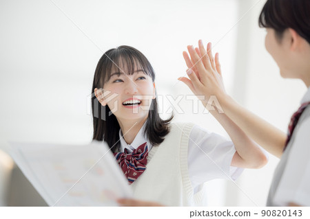 High school student who is pleased to see the result of the mock test with friends "LINK FOREST" High school student who is pleased to see the result of the mock test with friends "LINK FOREST" 90820143