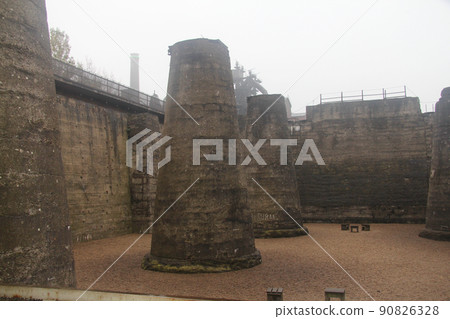 Old steel mill 90826328