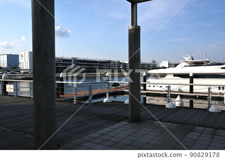 Yokohama bayside view Yokohama bayside view 90829178