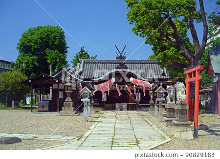 Himeshima Shrine approach-2 90829183