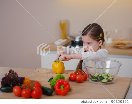 Young Girl Vlogger Making Social Media Video About Cooking For Internet At Home 90830331