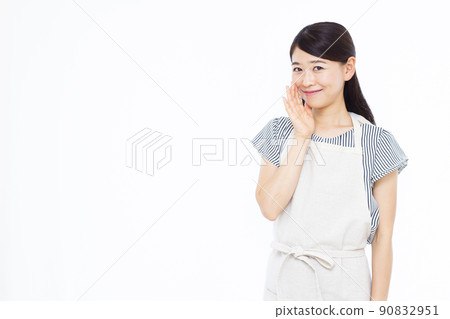 Housewife in her thirties calling Housewife in her thirties calling 90832951