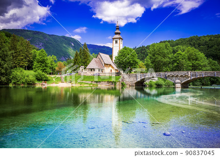 Bohinj Lake, Slovenia. Triglav National Park, Julian Alps. Bohinj Lake, Slovenia. Triglav National Park, Julian Alps. 90837045