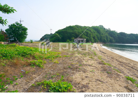 Kitagi Island, the largest island in the Kasaoka Islands, the scenery of the Kusuura beach in the land-tied sandbar 1 Kasaoka City, Okayama Prefecture Kitagi Island, the largest island in the Kasaoka Islands, the scenery of the Kusuura beach in the land-tied sandbar 1 Kasaoka City, Okayama Prefecture 90838711