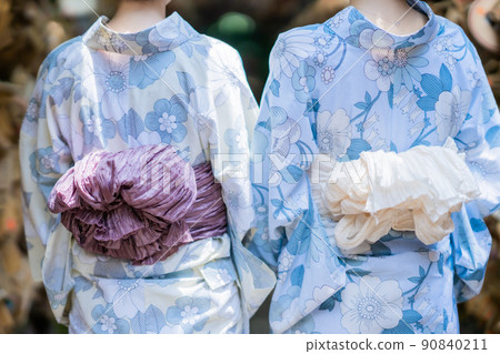 Back view of a woman wearing a yukata, no face 90840211