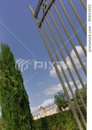 Welcome in a French winery Welcome in a French winery 90841602