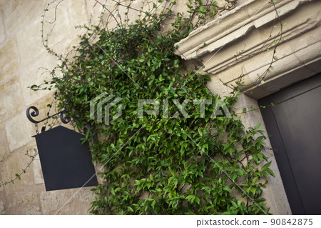 Welcome in a charming old house Welcome in a charming old house 90842875