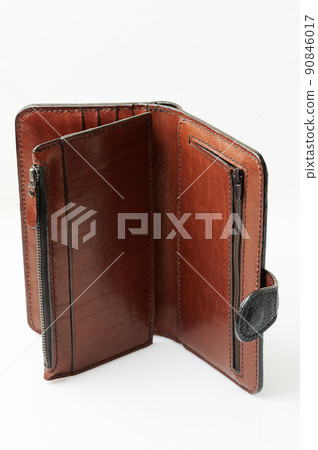Open leather wallet with cash pockets Open leather wallet with cash pockets 90846017