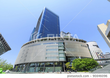 Umeda, Kita-ku, Osaka City, Grand Front Osaka, Umekita Plaza in early summer Umeda, Kita-ku, Osaka City, Grand Front Osaka, Umekita Plaza in early summer 90846096
