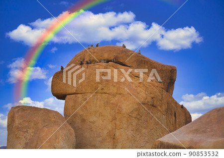德坎的寶藏,亨比古遺址 德坎的寶藏,亨比古遺址 90853532
