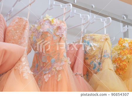 Orange color dress wedding dress dress selection beautiful lace flowers 90854307