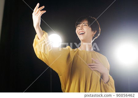 音樂舞台黑色背景 90856462