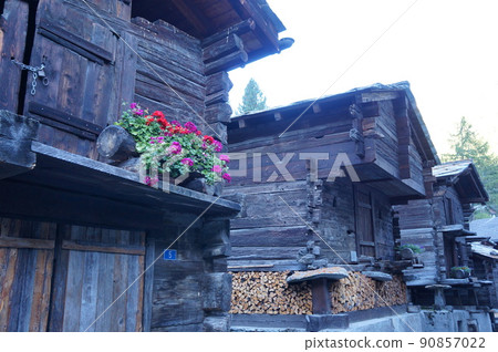 Landscape of the Swiss Alps Zermatt 90857022