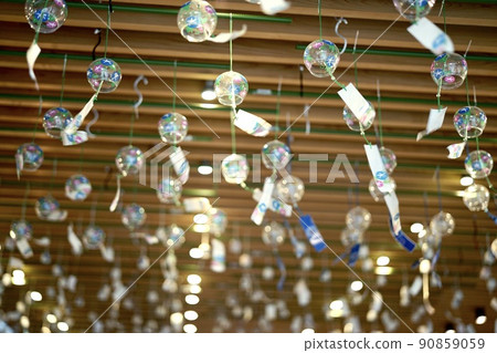 風鈴——涼爽的微風和夏日的傳統 90859059