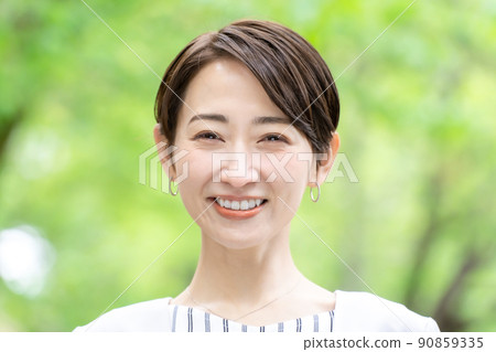 Fresh green female portrait Fresh green female portrait 90859335