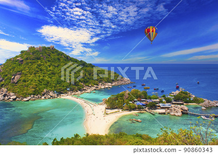 Beautiful coral reef sea on Kotao Island Beautiful coral reef sea on Kotao Island 90860343