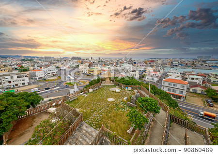 海邊小鎮 90860489