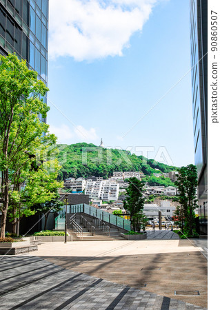 It is a landscape where you can see the stupa (Tower of Peace). Please use it as an image that transcends everything and seeks world peace. Hiroshima 90860507