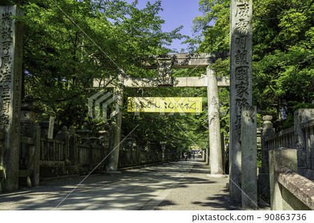 香川縣琴平町金比羅山鳥居 香川縣琴平町金比羅山鳥居 90863736