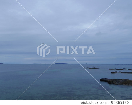 Kin Bay Kin Bay 90865380