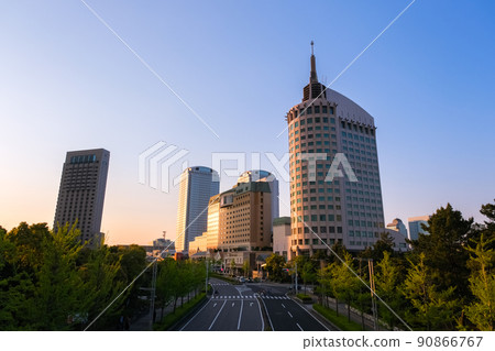Mihama Ward, Chiba City Skyscrapers in Makuhari New City in the evening Mihama Ward, Chiba City Skyscrapers in Makuhari New City in the evening 90866767