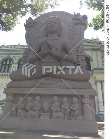 Sri Lanka  90867384
