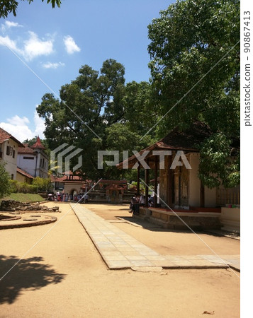 Sri Lanka  90867413
