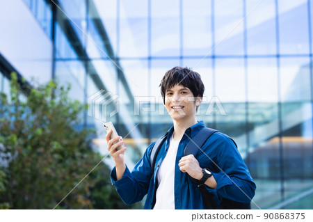 年輕人智能手機拍攝合作：LINK FOREST 90868375