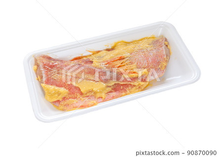 Red fish in a food tray pickled in Saikyo [white background / clipping] 90870090