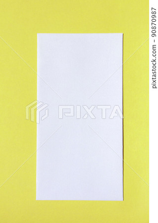 White envelope 90870987
