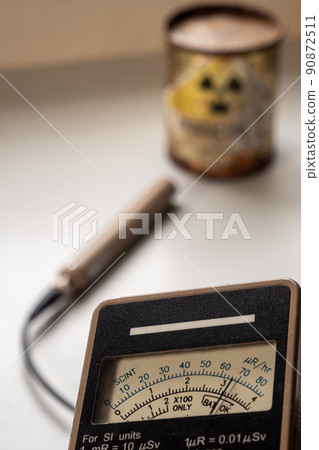 Radiation measurement with radiation survey meter 90872511