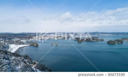 《Miyagi Prefecture》Aerial view of Matsushima Bay 90873590
