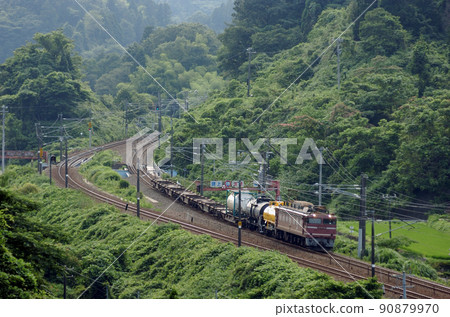 Hokuriku Main Line Kurikara-Isurugi JR Freight EF81-39 (Toyama) 90879970
