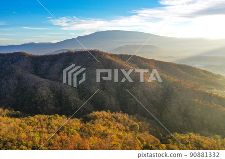 Ban Bon Na Viewpoint at sunrise with fog above Mae Chaem, Doi Inthanon national park, Chiang Mai 90881332