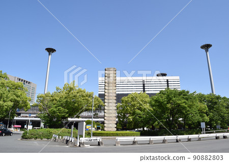 Cityscape at the front exit of Shin-Osaka Station 90882803