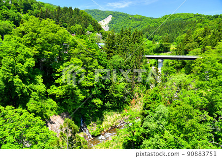 從榮橋（長野縣榮村）看中條橋、海立橋和沈積災區 [2022.5] 90883751