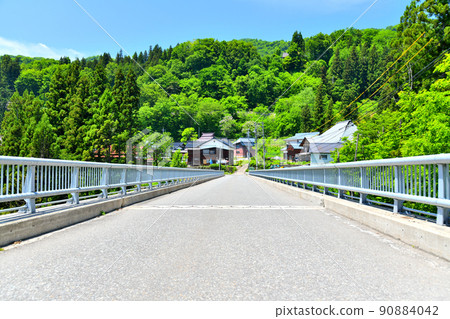 從中條橋/中條川看青倉地區（長野縣榮村）[2022.5] 90884042