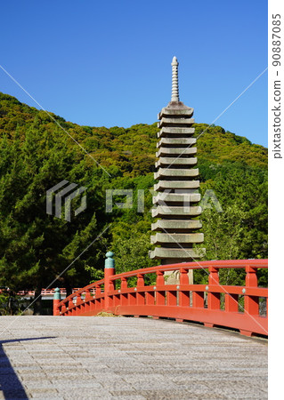 Kyoto / Uji / Japanese scenery / Kisen Bridge and Thirteen-Storied Pagoda Kyoto / Uji / Japanese scenery / Kisen Bridge and Thirteen-Storied Pagoda 90887085