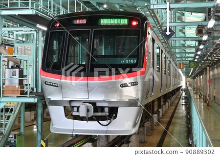 停在車站的筑波特快 TX-3000 系列 停在車站的筑波特快 TX-3000 系列 90889302