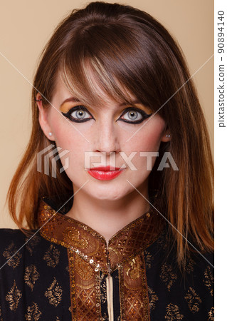 Portrait orient girl with makeup Portrait orient girl with makeup 90894140