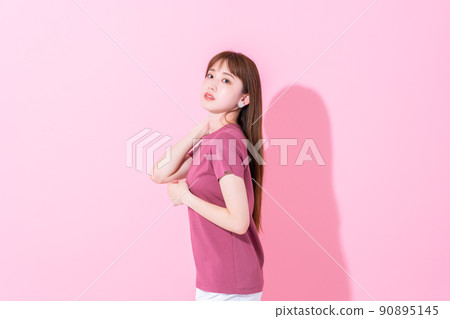 年輕女性的美麗 年輕女性的美麗 90895145