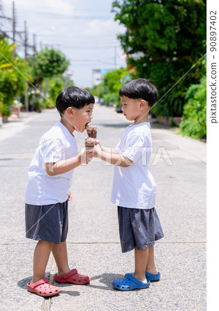 ice, child, boy 90897402