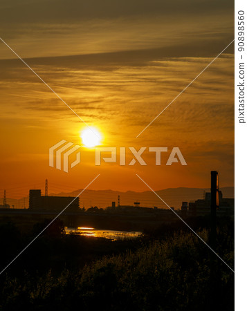Yamato River and sunset scenery Yamato River and sunset scenery 90898560