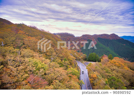 [和歌山縣] 10 月，從龍神護馬山天空塔眺望 90898592