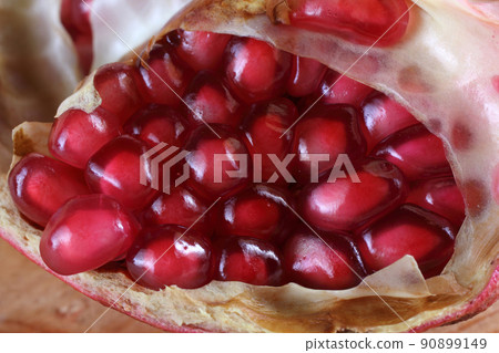 Pomegranate. Macro Pomegranate. Macro 90899149